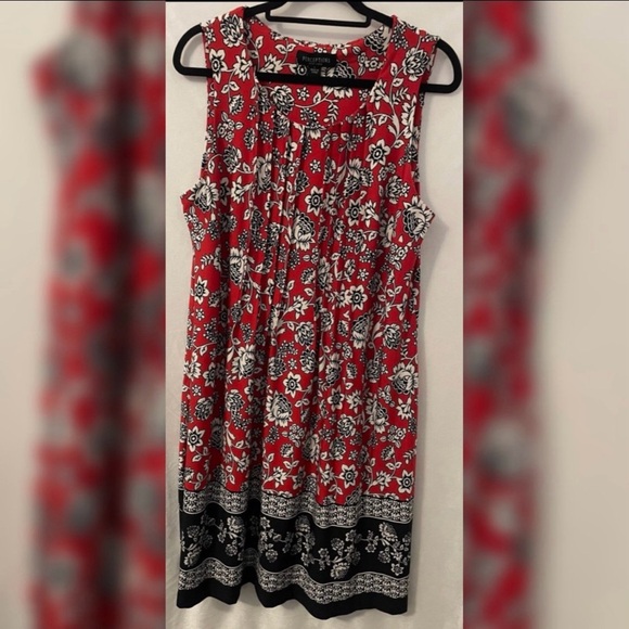 Perceptions New York Floral Sleeveless Dress in Red & Black - Picture 1 of 5